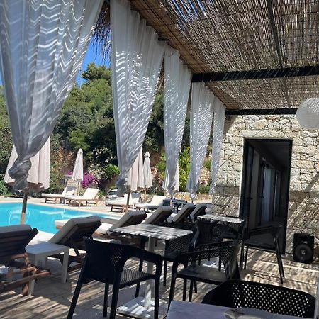 Hotel Platon Sarandë 외부 사진