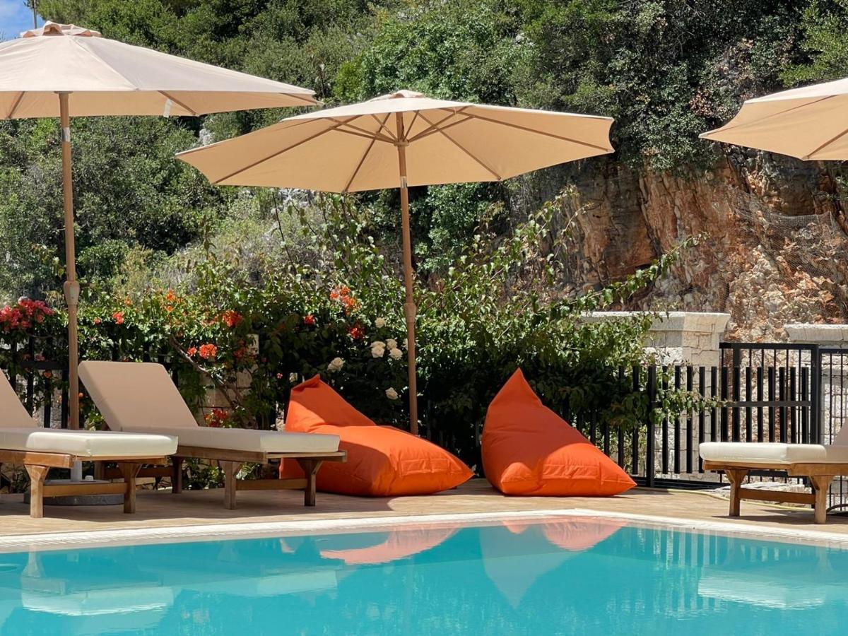 Hotel Platon Sarandë 외부 사진