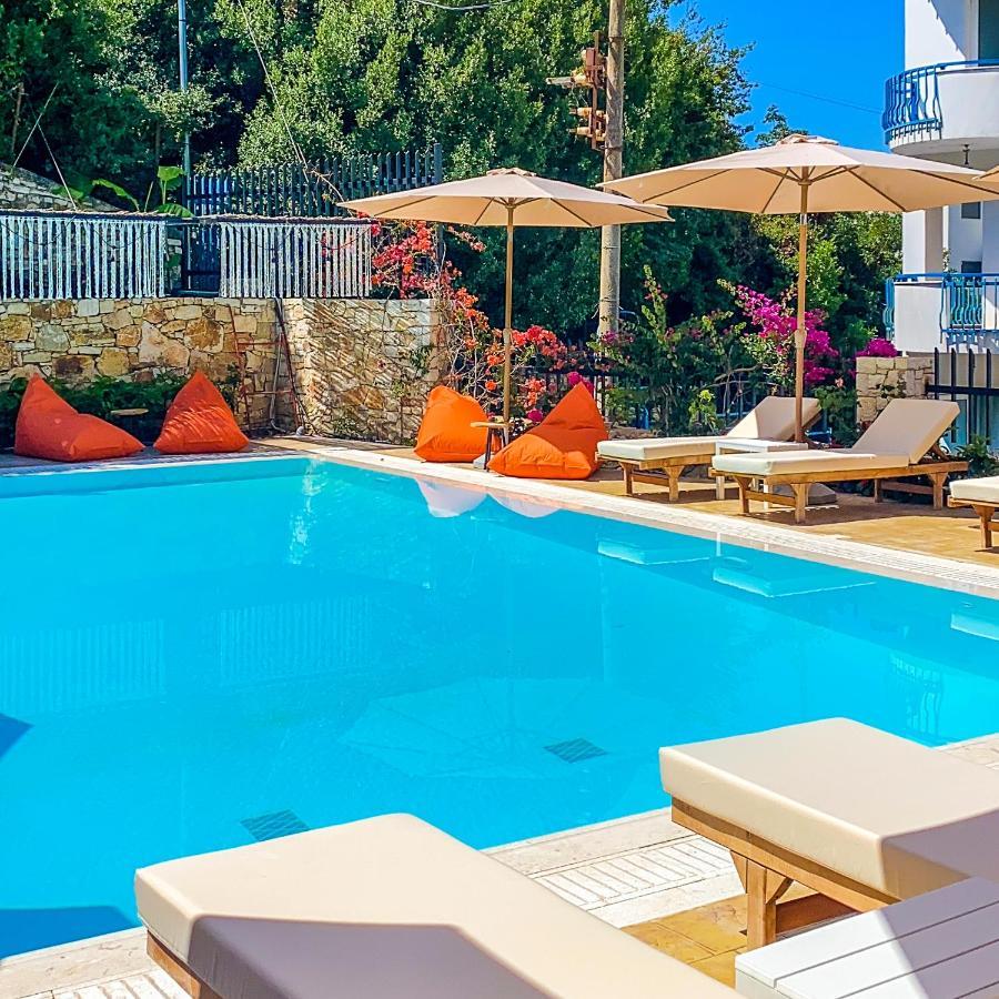 Hotel Platon Sarandë 외부 사진